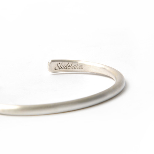 STUDEBAKER METALS Champion Cuff Brushed | Pereffs