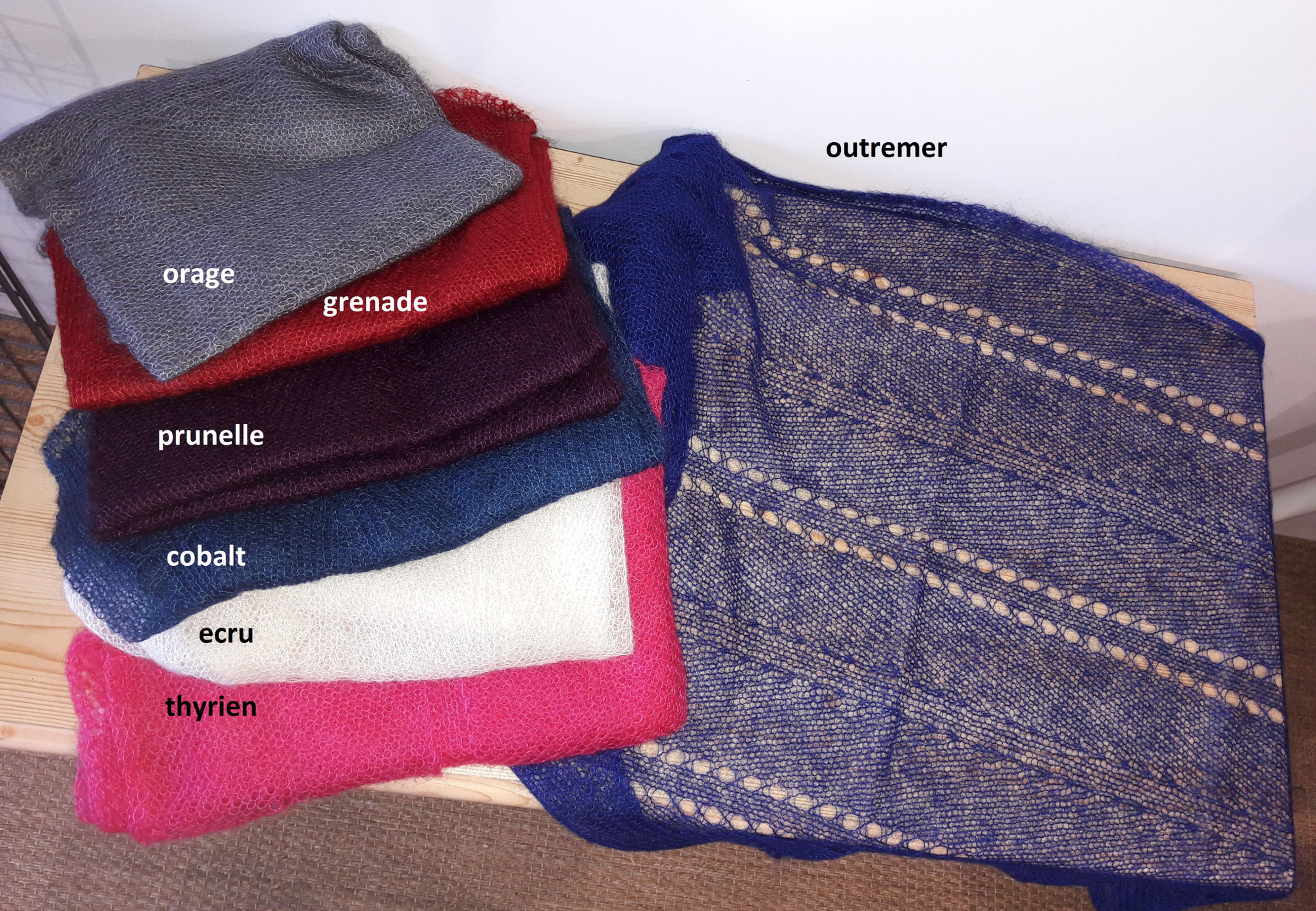 étole plume point chevron