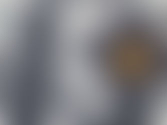 Peso avanza 0.40% y alcanza su nivel más fuerte en 18 meses