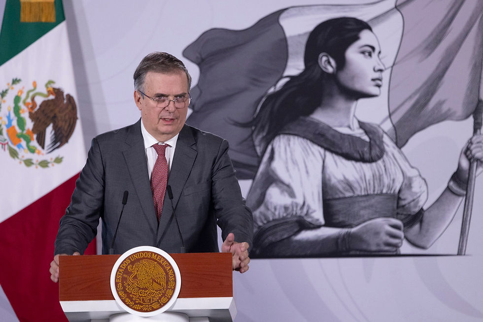 Gobierno impulsará industria nacional en farmacéutica, semiconductores y autos