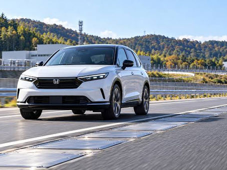 Honda probará carreteras que recargan vehículos eléctricos en movimiento para 2027