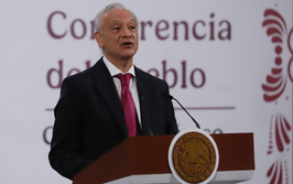 Despidos en Pemex tras derrame; revelan fallas en cadena de información