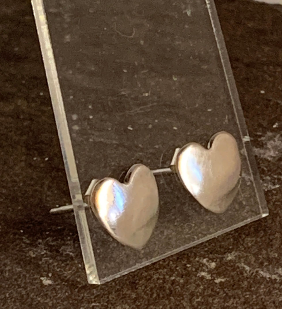 Thumbnail: Heart Stud Earrings 