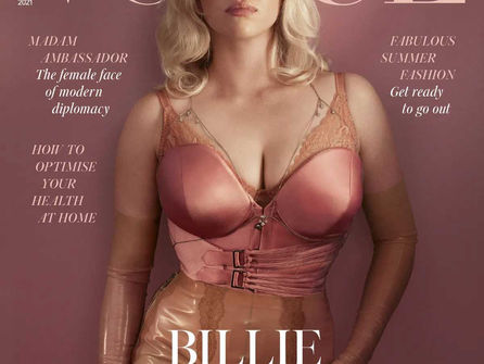 Billie Eilish en Alexander McQueen