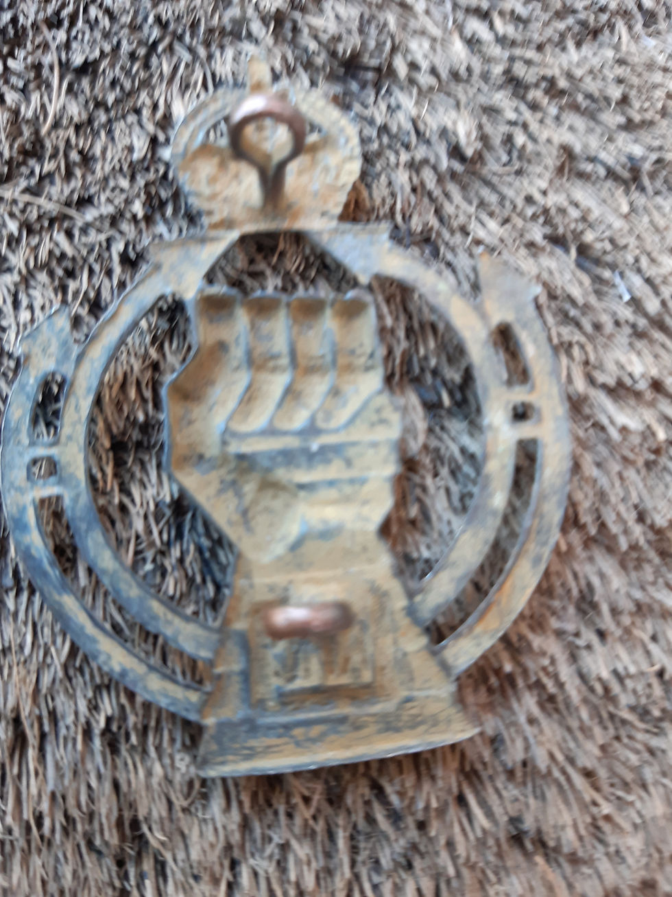 Thumbnail: Royal Armoured Corps 1939 To 1952 Cap Badge