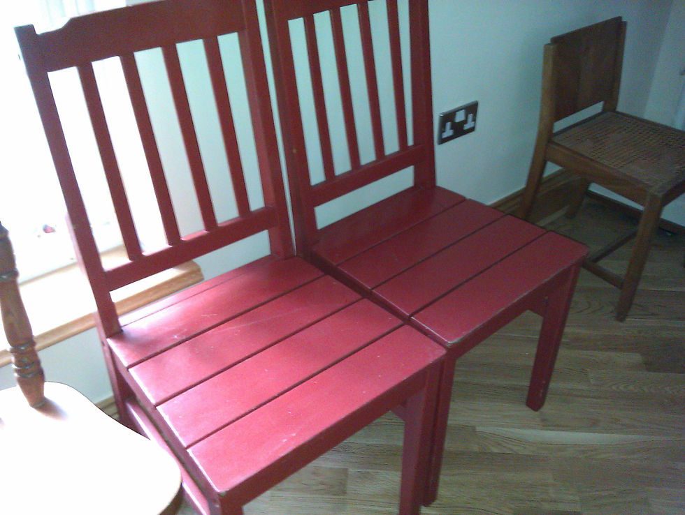 4 Matching Dining Chairs