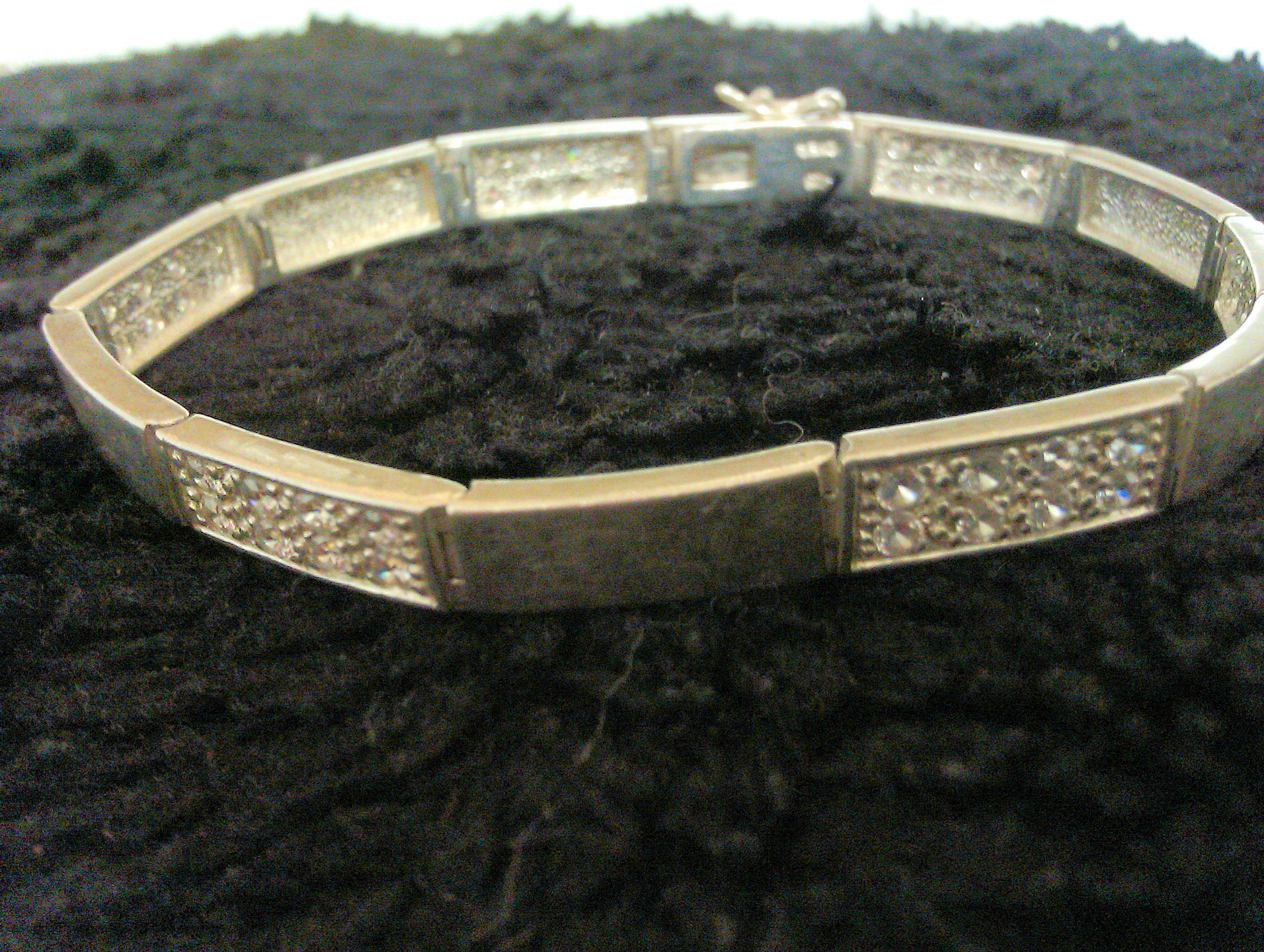 Pretty 925 Silver Bracelet CZ's