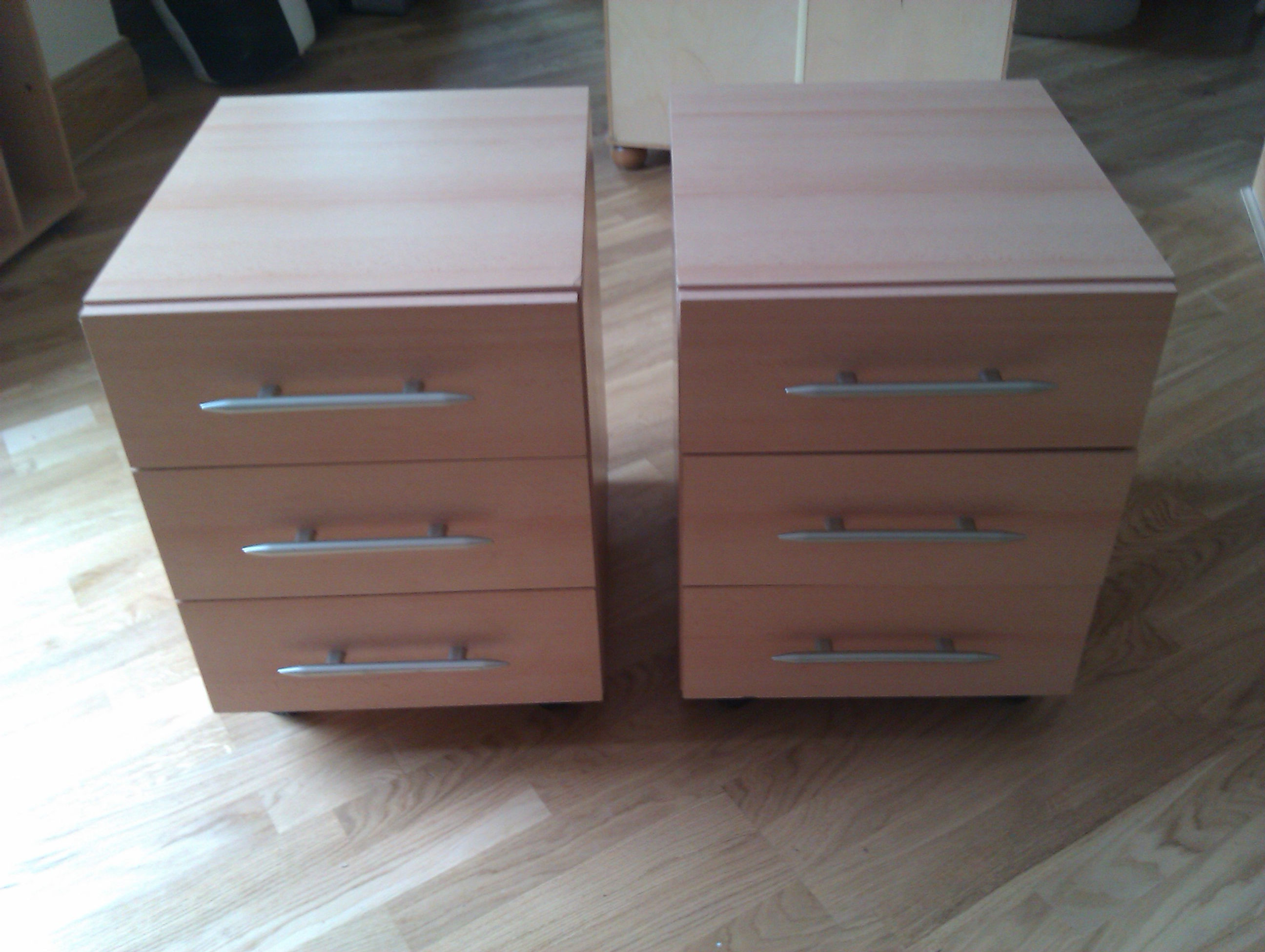 2 x 3 Drawer chest of drawers