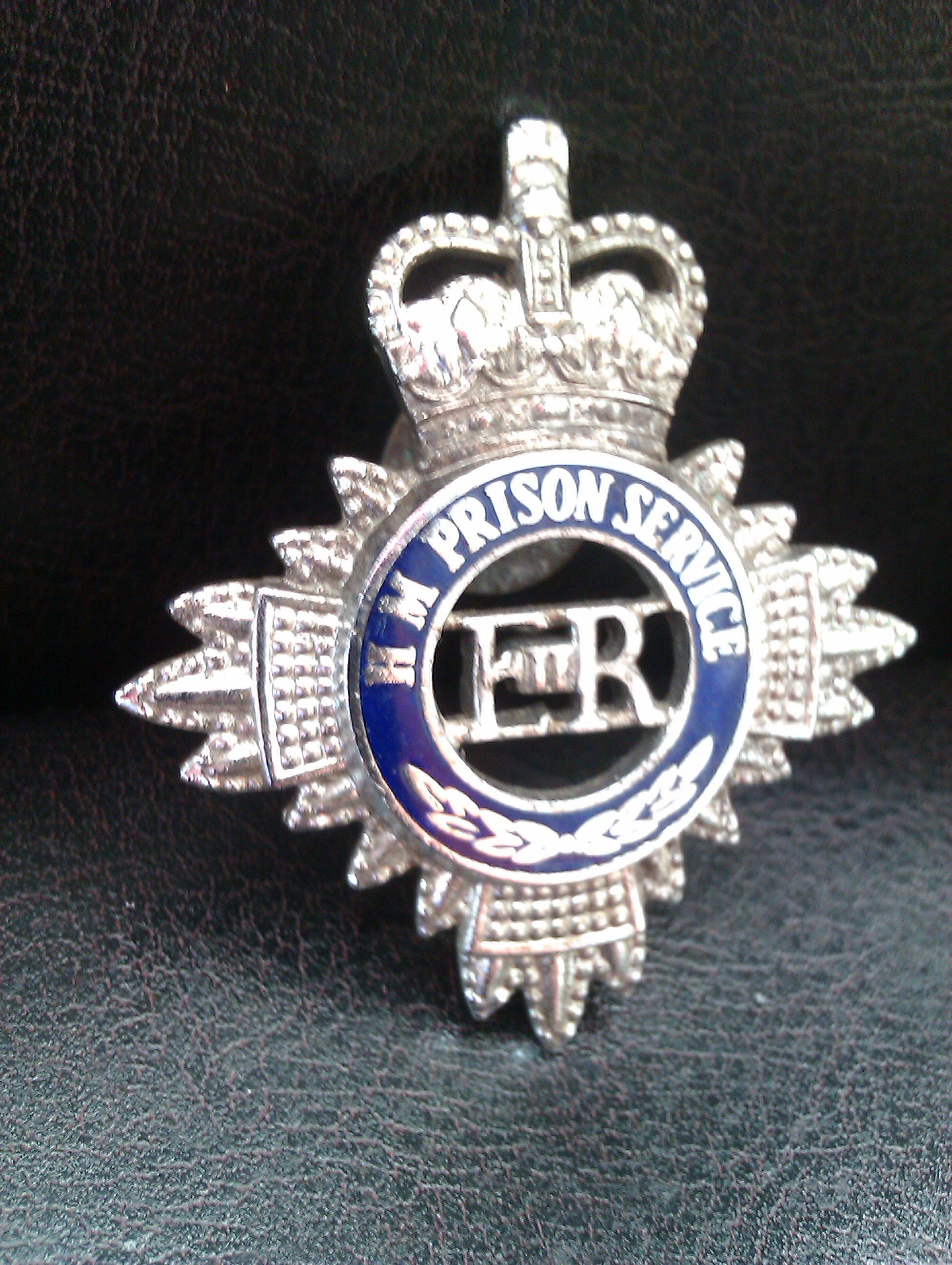 Her Majestys Prison Service 1990's Cap Badge