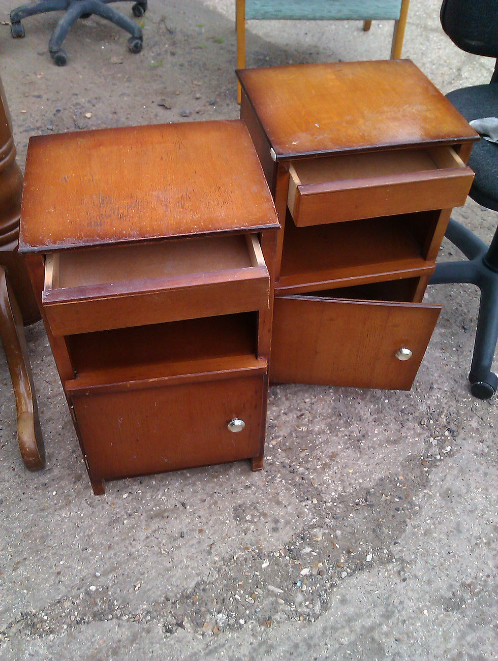 2 Vintage Bedside Cabinets with Drawers