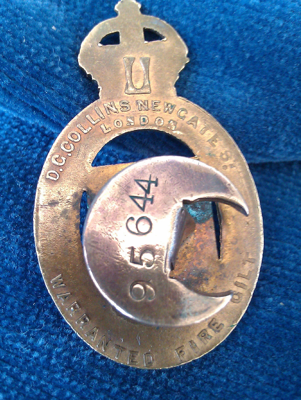 Thumbnail: WW1 1915 Munition Workers On War Service Badge