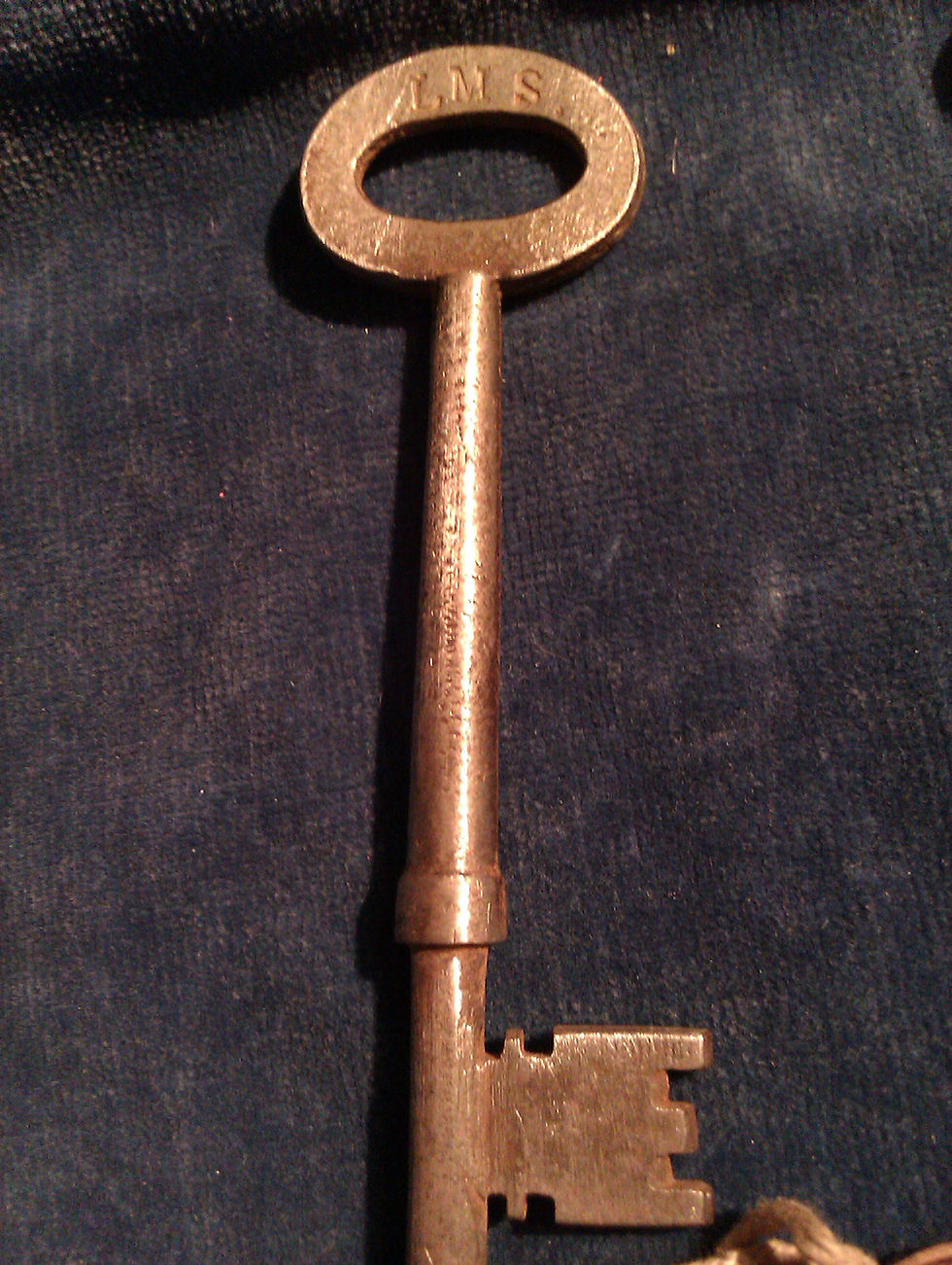 Thumbnail: 5 Vintage Railway Keys With Original Tag
