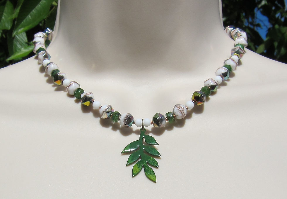 Thumbnail: Jungle Leaf Jewelry Set