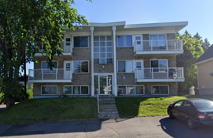 Rue Dorimène Desjardins, Lévis — photo 1