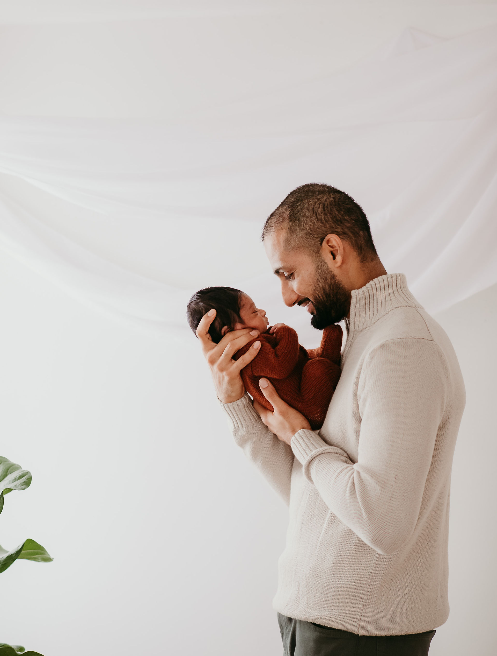 newborn family photos Baltimore Maryland