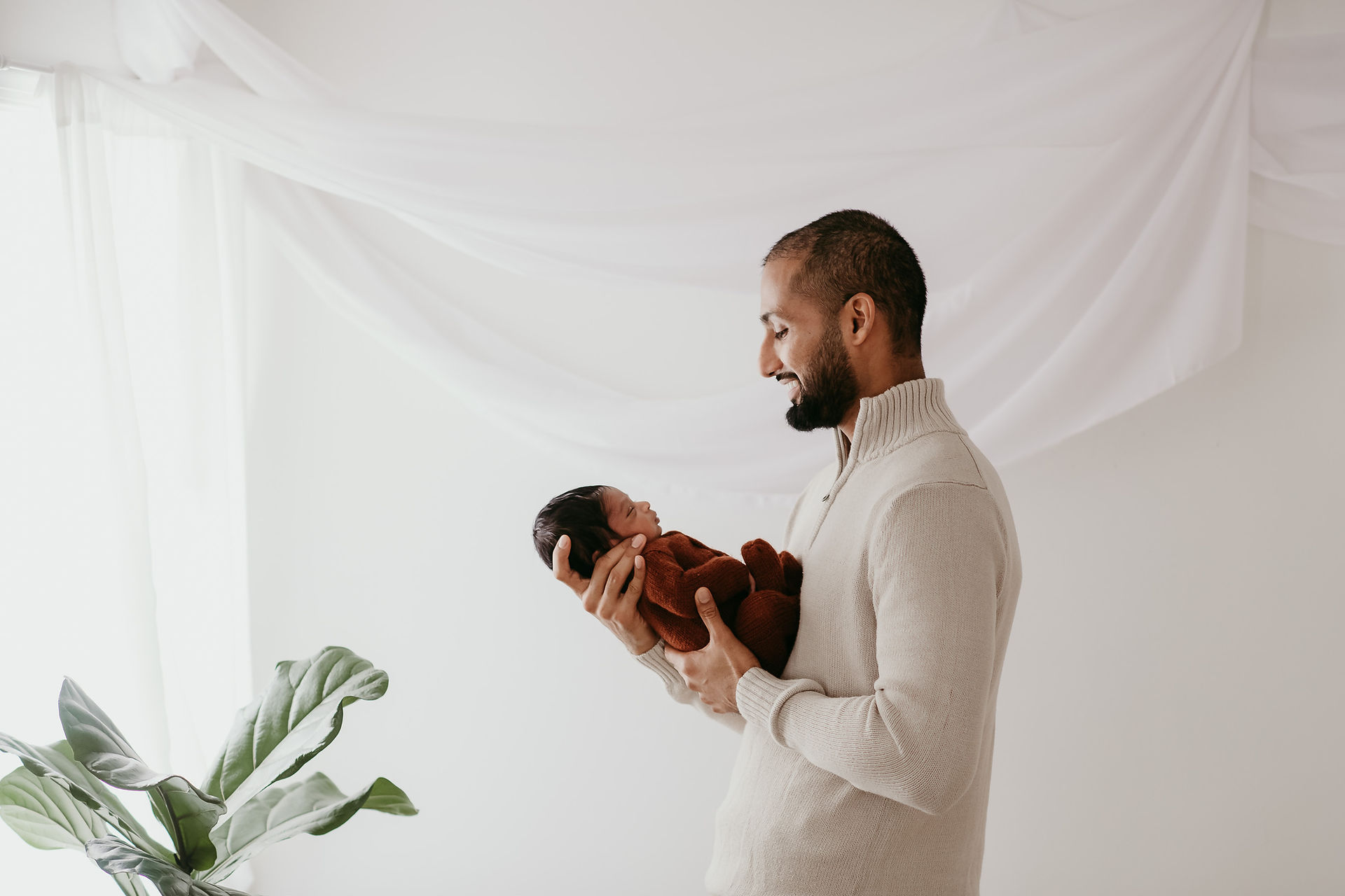 newborn family photos Baltimore Maryland