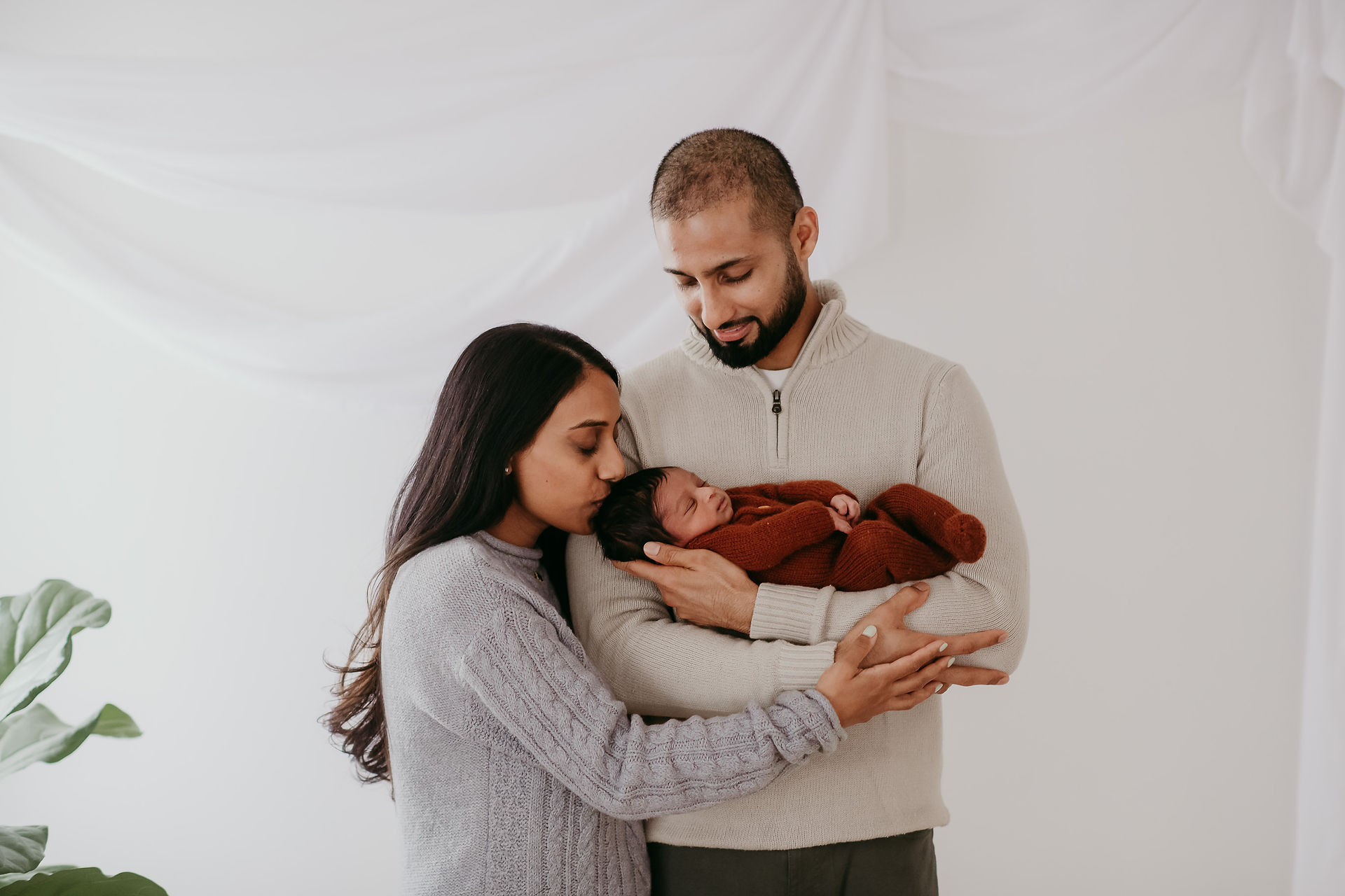newborn family photos Baltimore Maryland