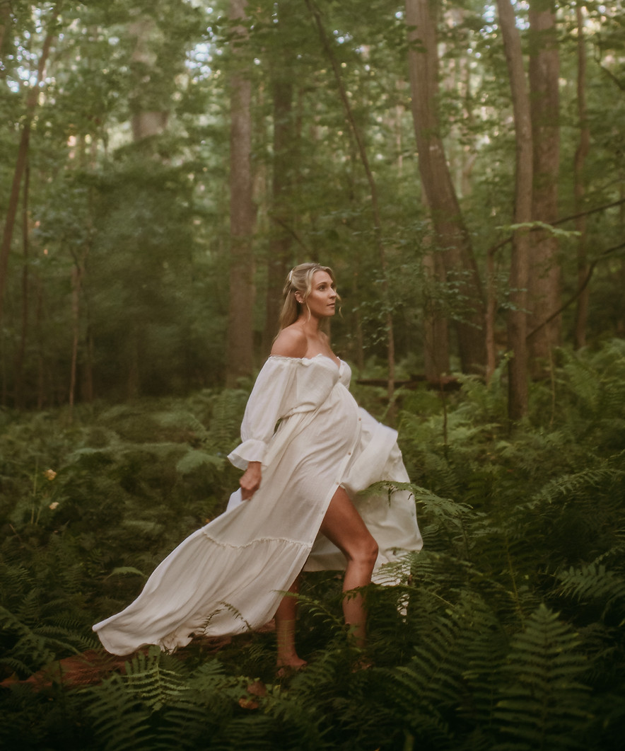 Outdoor Maternity Photography in Baltimore
