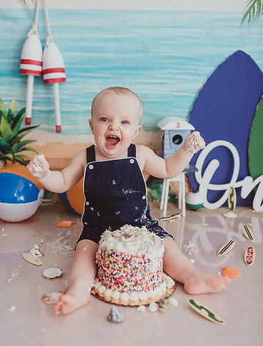 First birthday photos at Tasha Sojka Photo studio in Baltimore Maryland