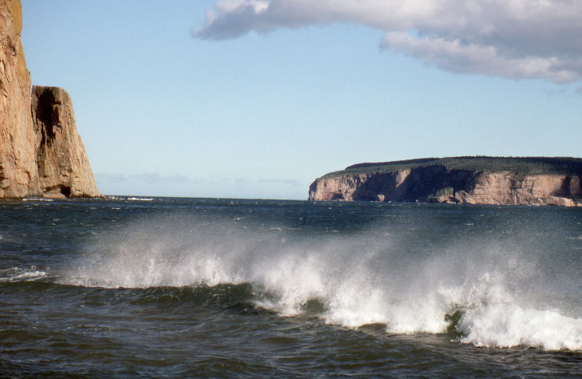 Photo1; 1988S AG22; 08-18; Percé $$$$ 2400 net2.jpg
