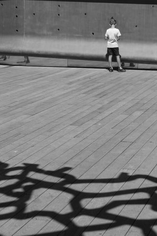 — Il arrive — 