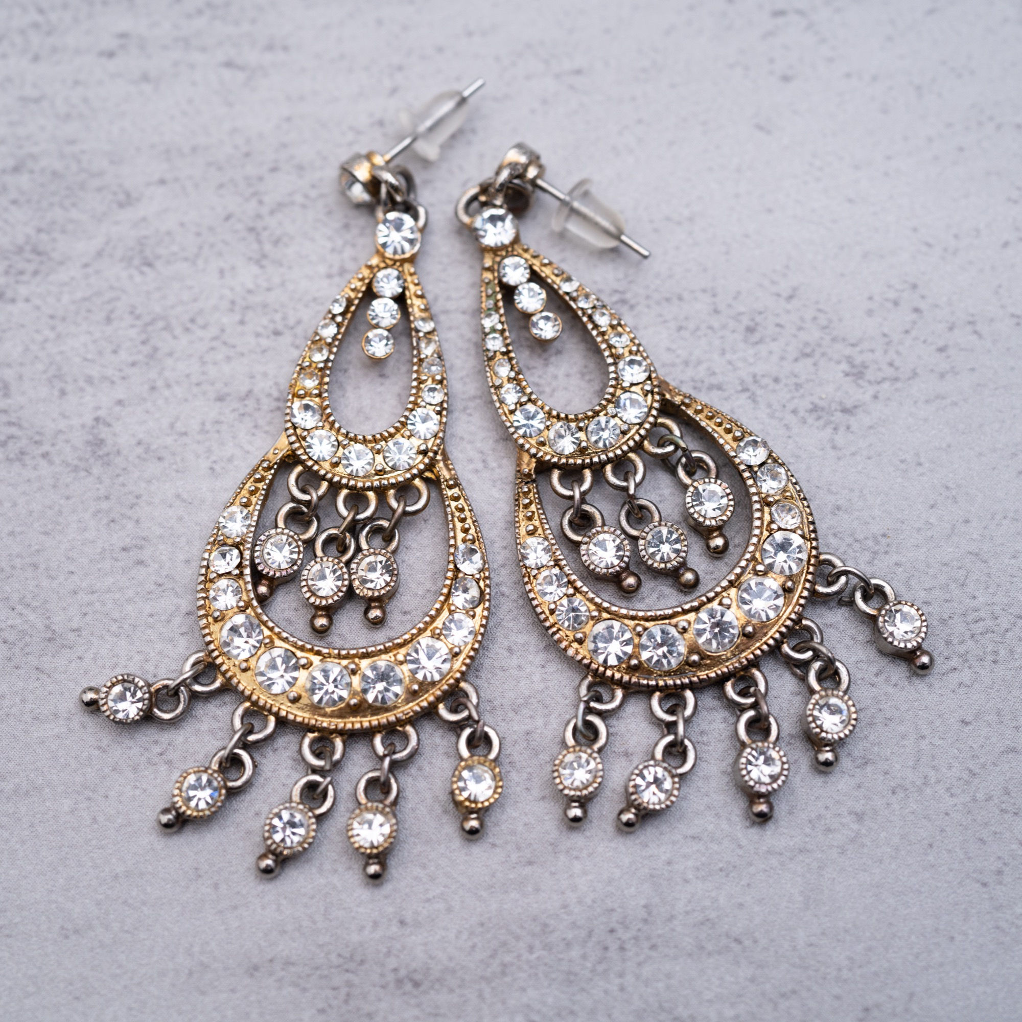 クリアビジュードロップフリンジピアス