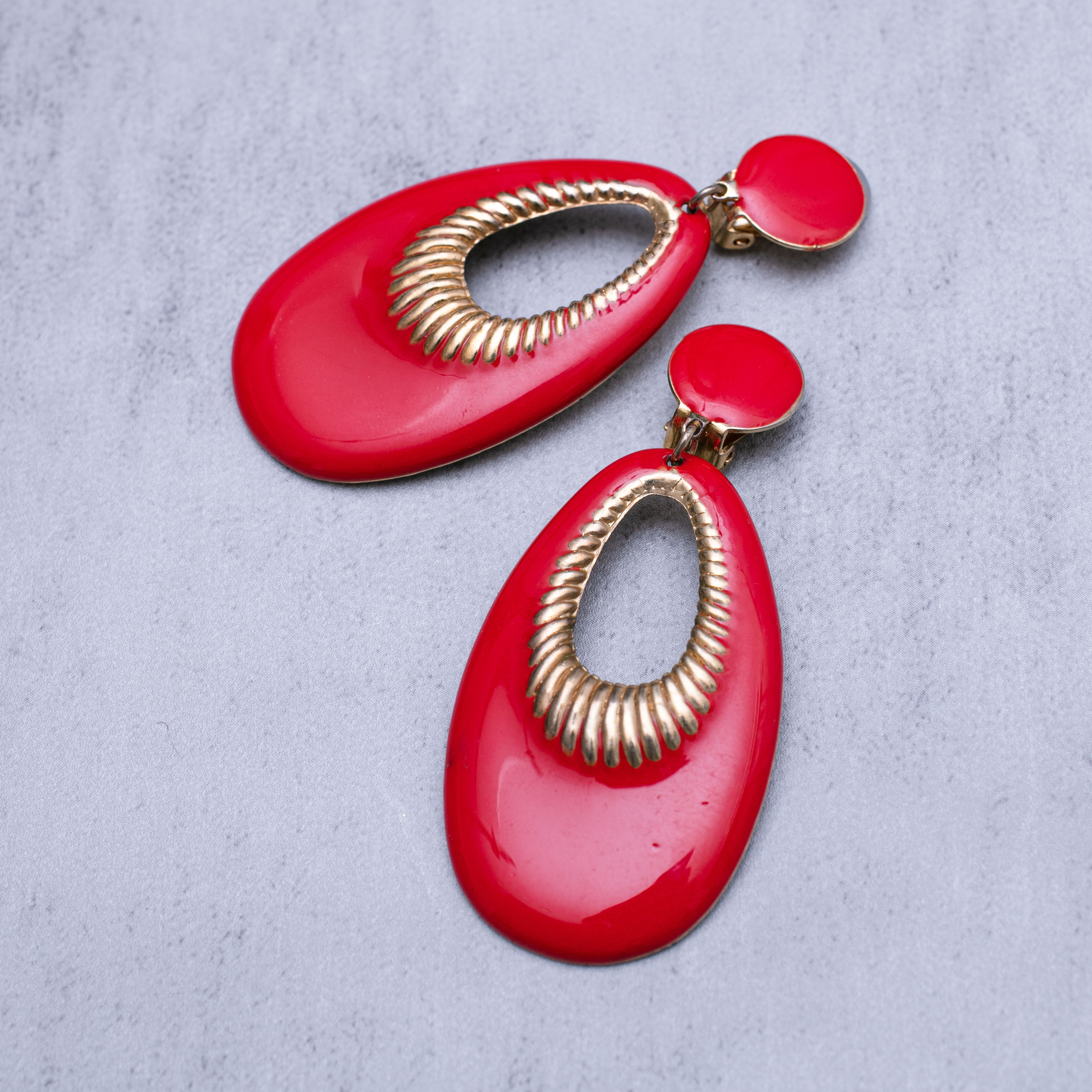 レッド×ゴールド レトロドロップイヤリング