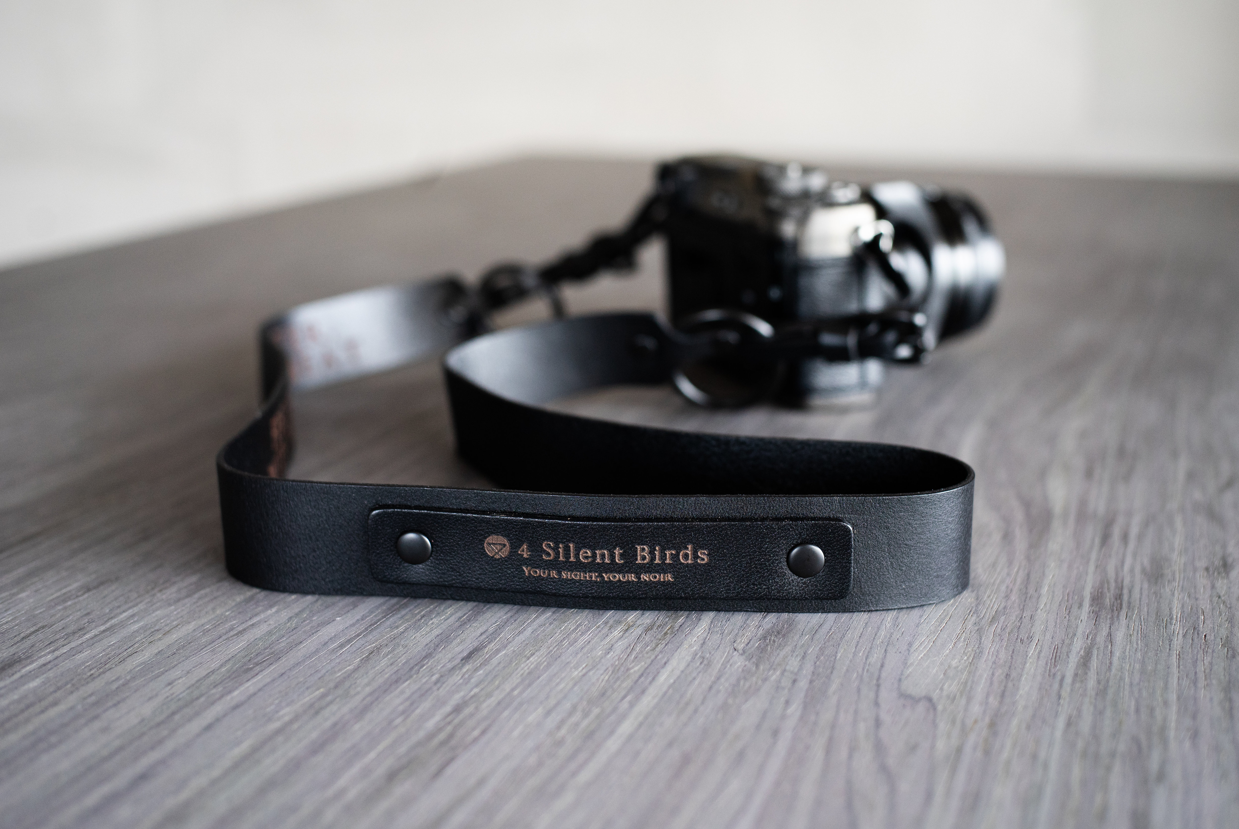 定番の中古商品 4 Silent Birds カメラストラップ MANUS sushitai.com.mx