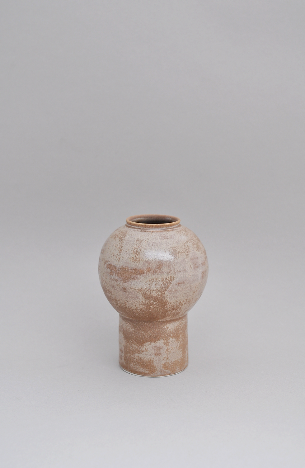 Thumbnail: Small Moon Pedestal Bud Vase - Oyster