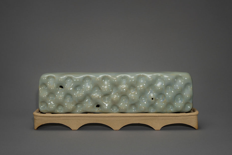 JAhn_Horizontaleggcratestone_2_edited_ed