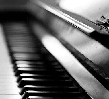 Piano B&W