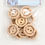 Miniatura: Pack de 10 botones de madera laser "Handmade" 32mm - NDLWRK®