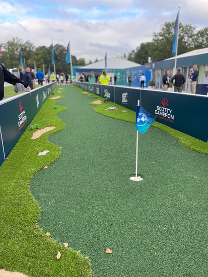 Mega Long Putt