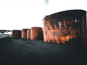 The Environmental Challenges of Oil and Gas in 2025