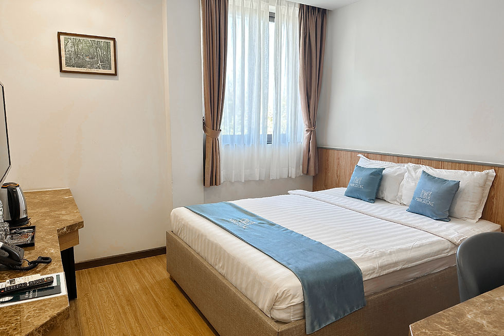 Không gian phòng Standard cũng không kém phần tiện nghi và tinh tế