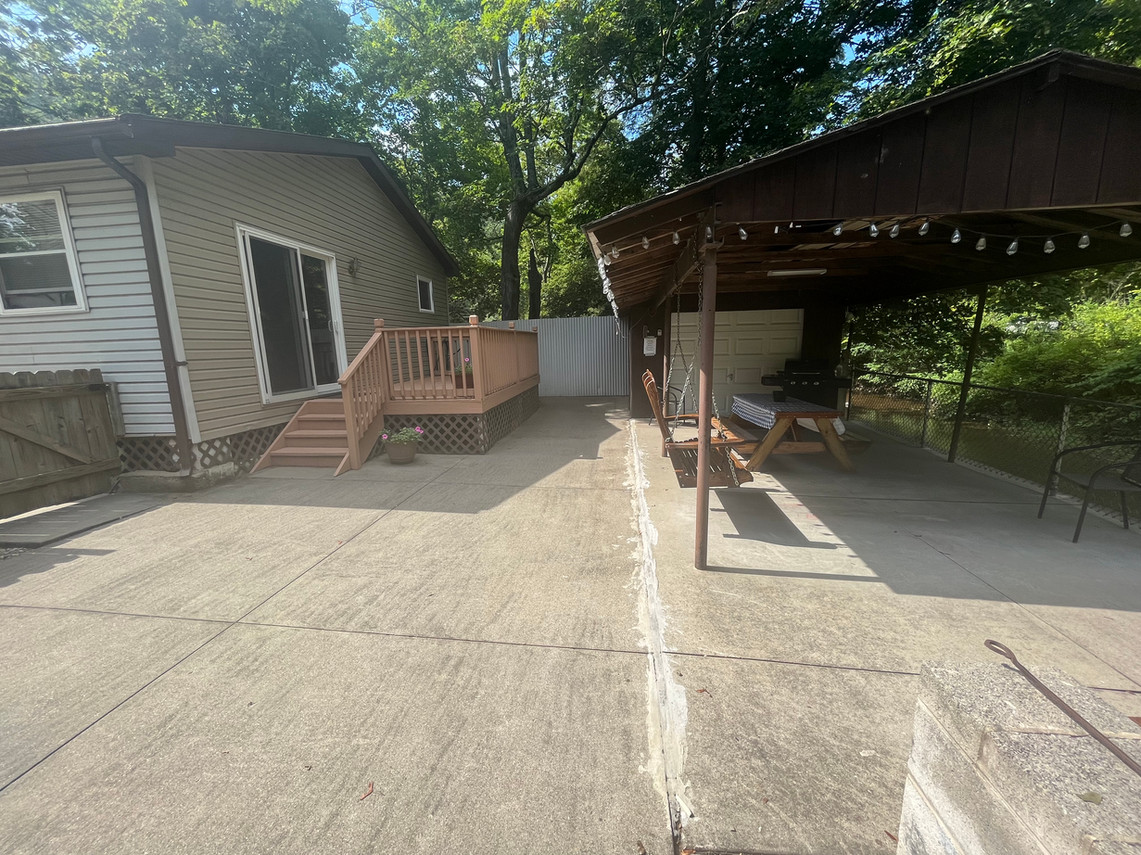 Roaring Creek Cottage House Rental in Elysburg, PA by Knoebels