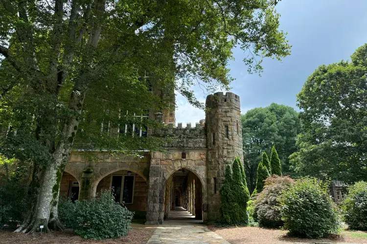 America’s Best Small Arts & Culture Town Is In Tennessee–and It’s Got a Legendary Summer Music Festival and Writers’ Conference