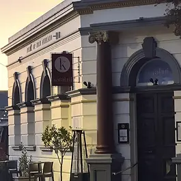 Karahui Wine Bar & Restaurant, 1 Memorial Square, Martinborough