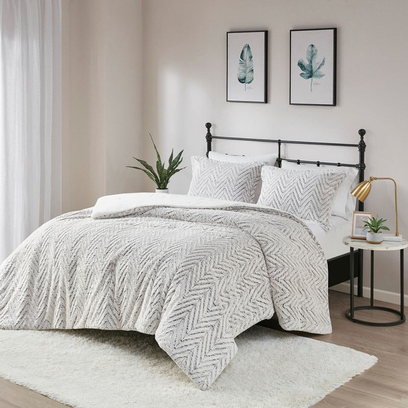 Adelyn Ultra Plush Down Comforter Set Full/ Queen Color Ivory