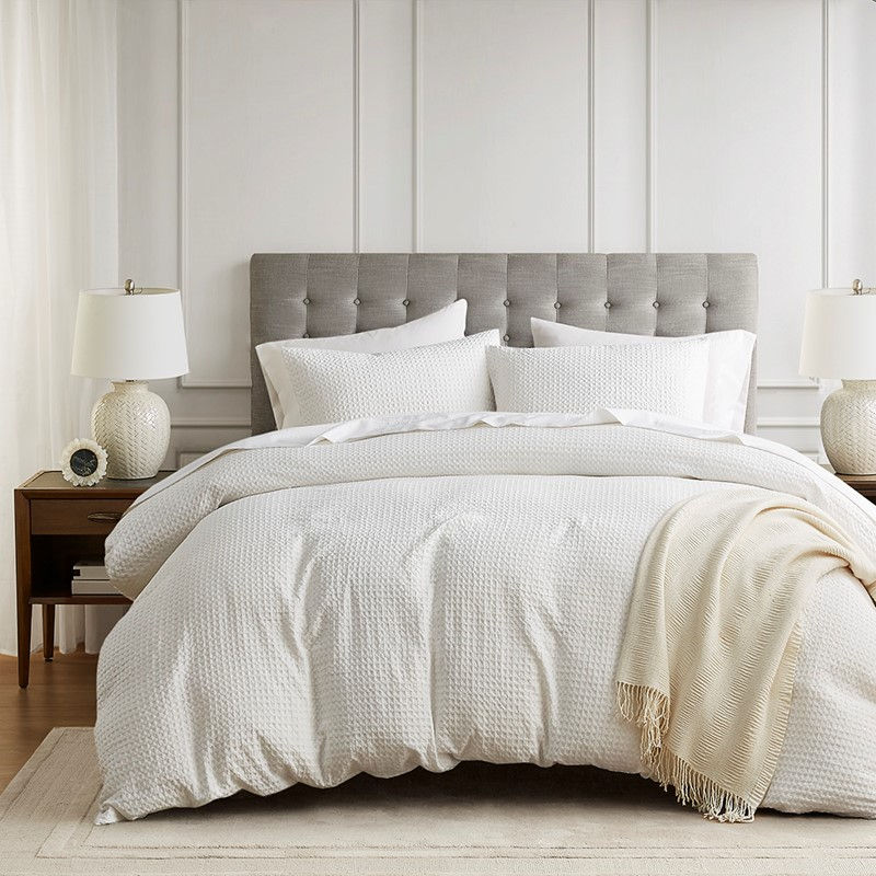 Mina Duvet Cover with Shams