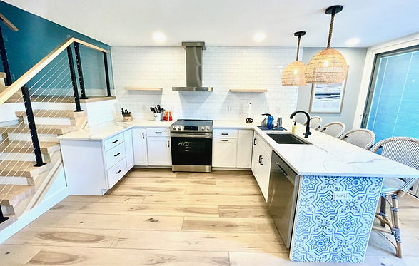 Kitchen_edited.jpg