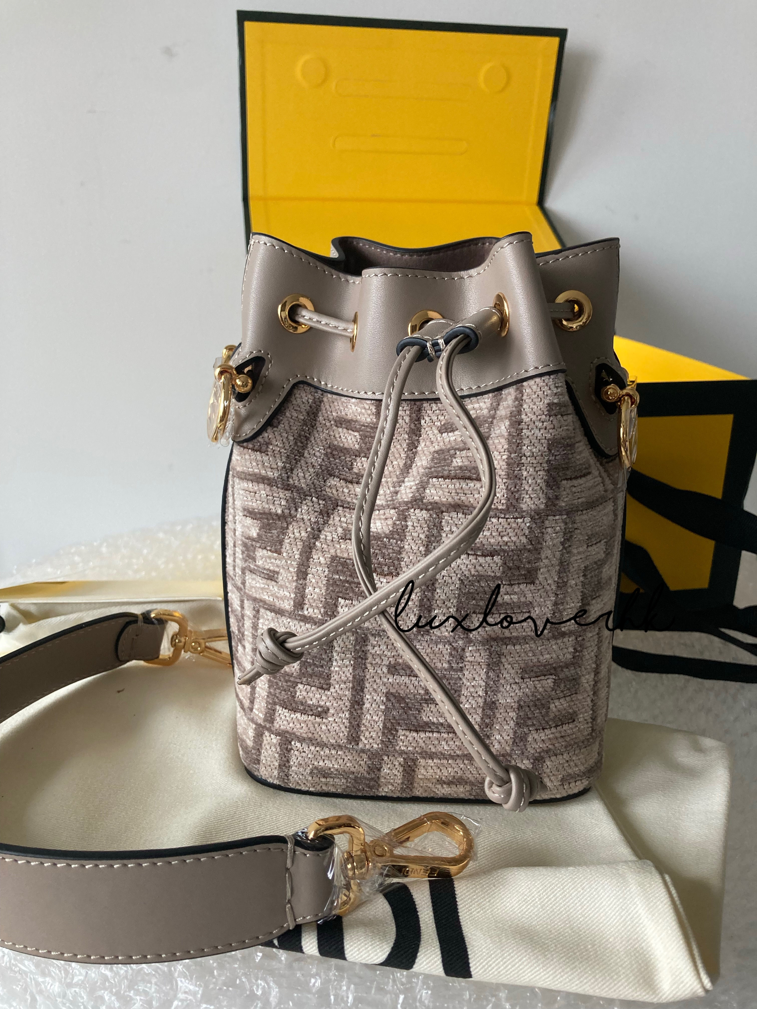 Fendi Mon Tresor 水桶袋