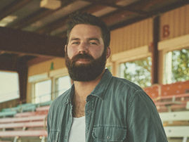 Jordan Davis earns 10th No. 1 at Country Radio