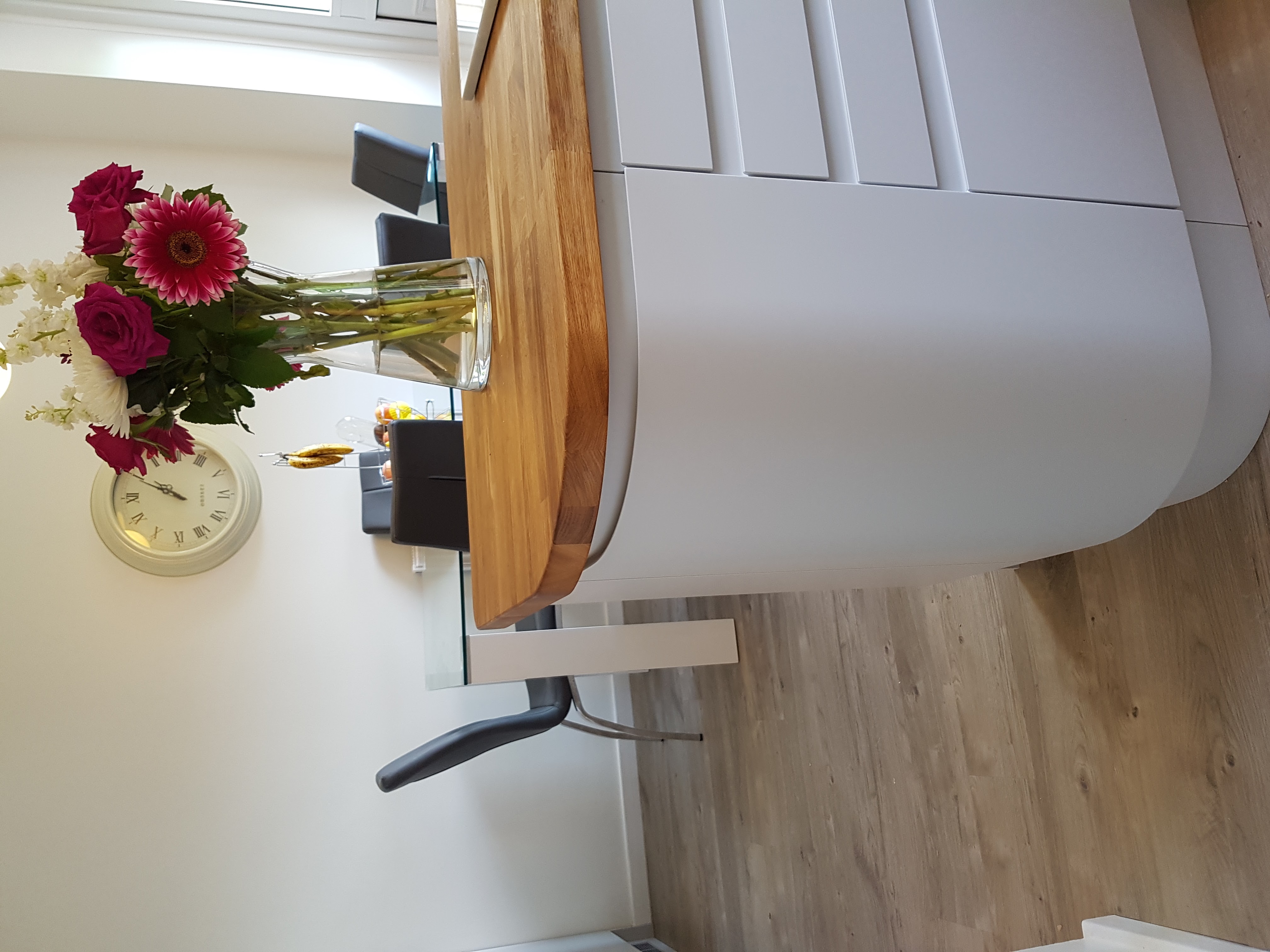 Matt grey kitchen