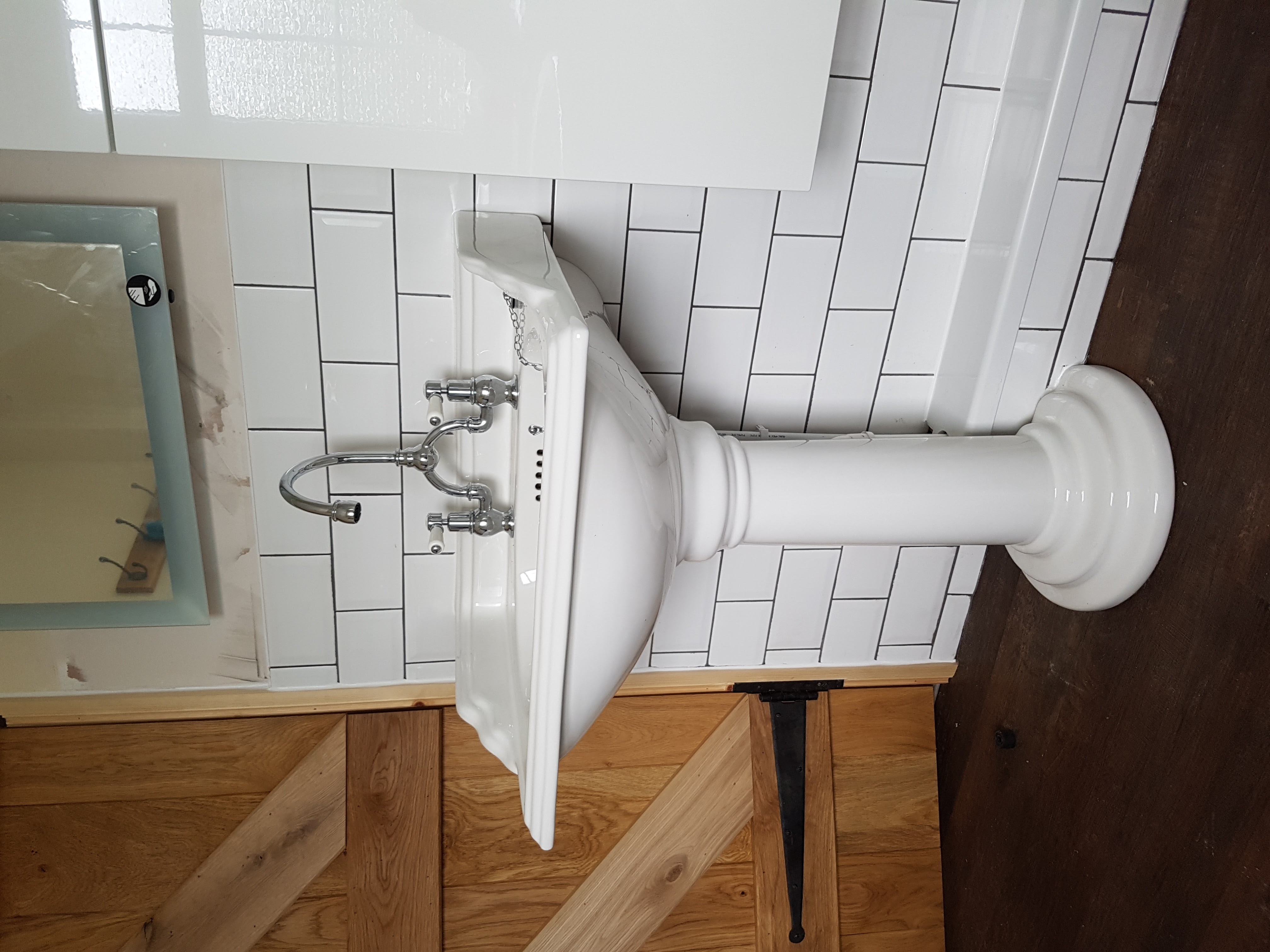 Traditional bathroom