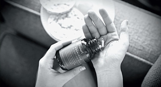 Woman%20taking%20supplements%20in%20the%