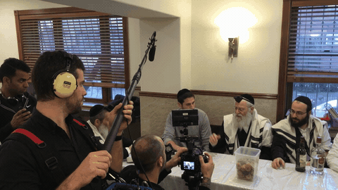 superjew_shul_boomerang.gif