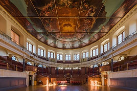 Sheldonian Theatre interior.jpg