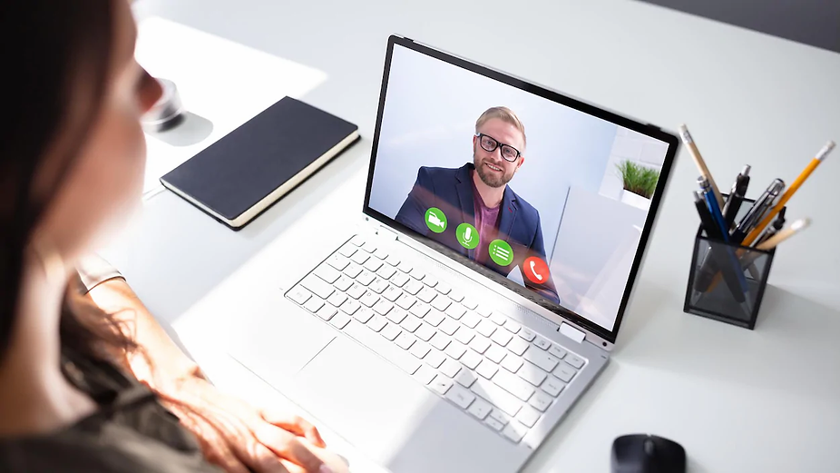 videoconference-appel-video-groupe-2.web