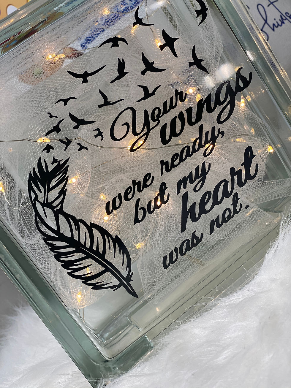 Thumbnail: Memorial Light box